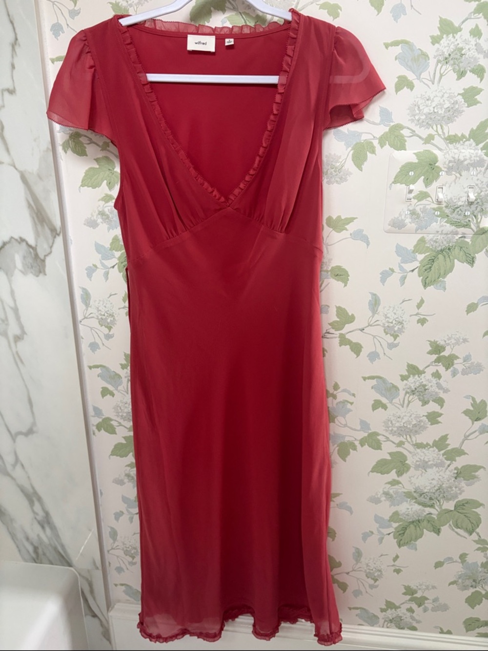 Wilfred Scarlet V-Neck Midi Dress with Flutter Sleeves